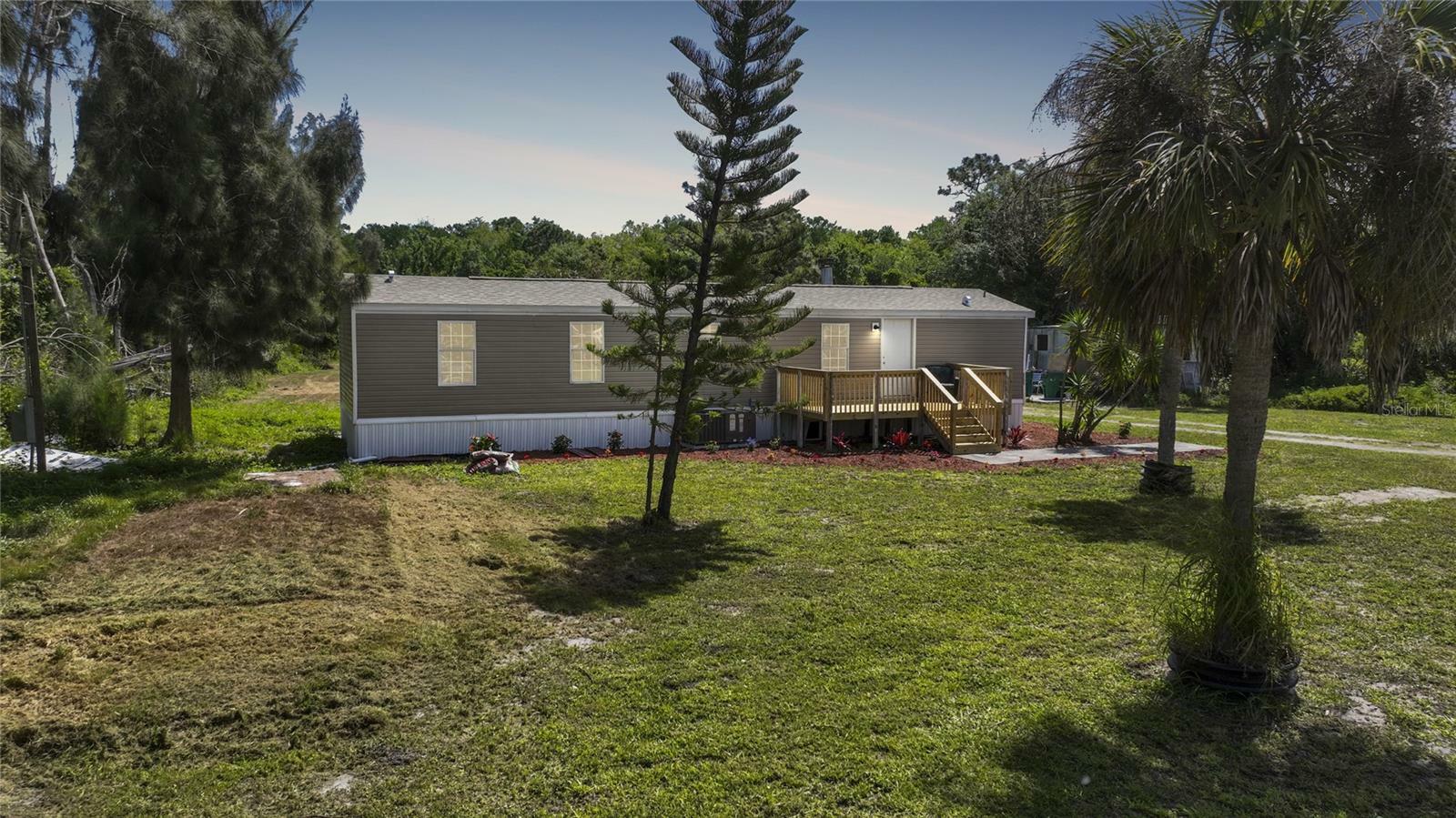 Property Photo:  5582 Swaying Palm Drive  FL 33982 