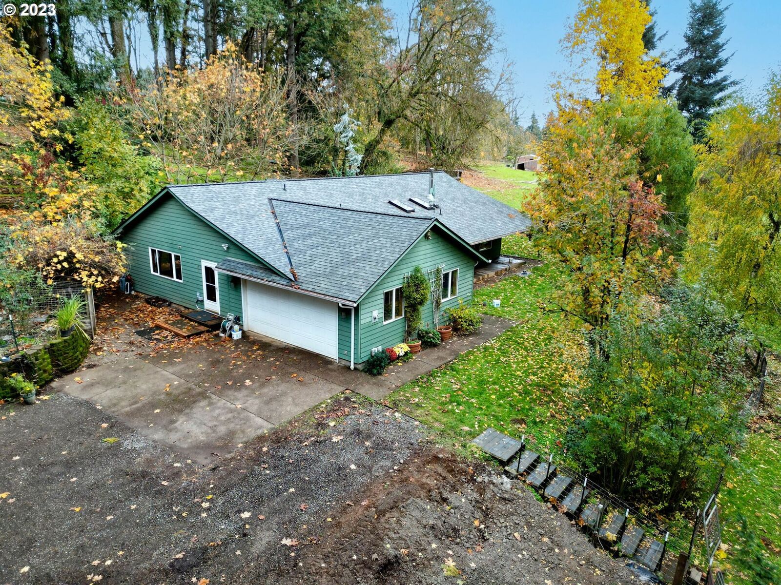 Property Photo:  7263 Maple Tree Ln SE  OR 97317 