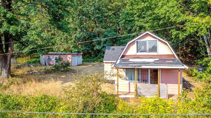 Property Photo: 35503 W Valley Highway S WA 98001