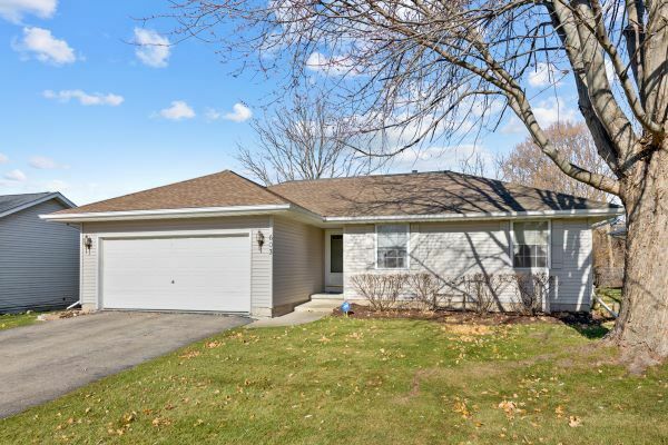 Property Photo:  603 Tyler Street  IL 60135 