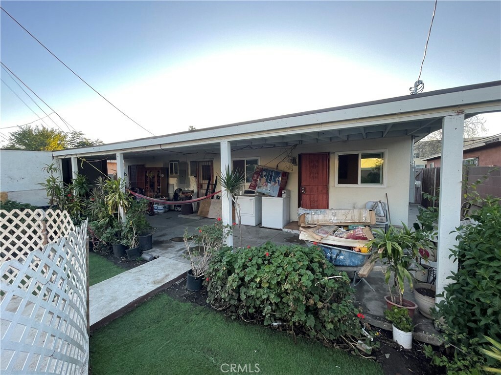 Property Photo:  2358 E El Segundo Boulevard  CA 90222 