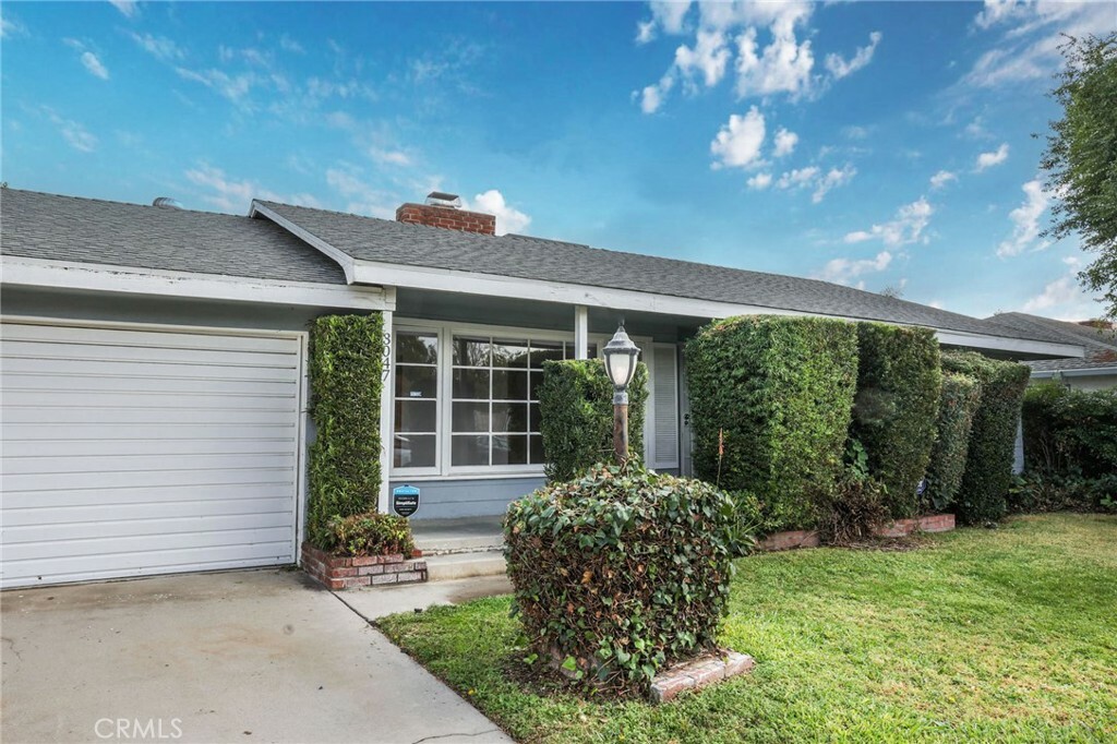 Property Photo:  3047 N Lugo Avenue  CA 92404 