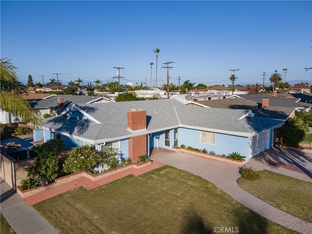 Property Photo:  6911 Lenis Circle  CA 92647 