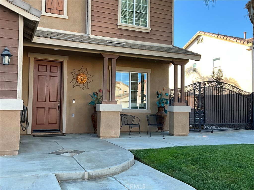 Property Photo:  3344 Milkweed Lane  CA 92571 