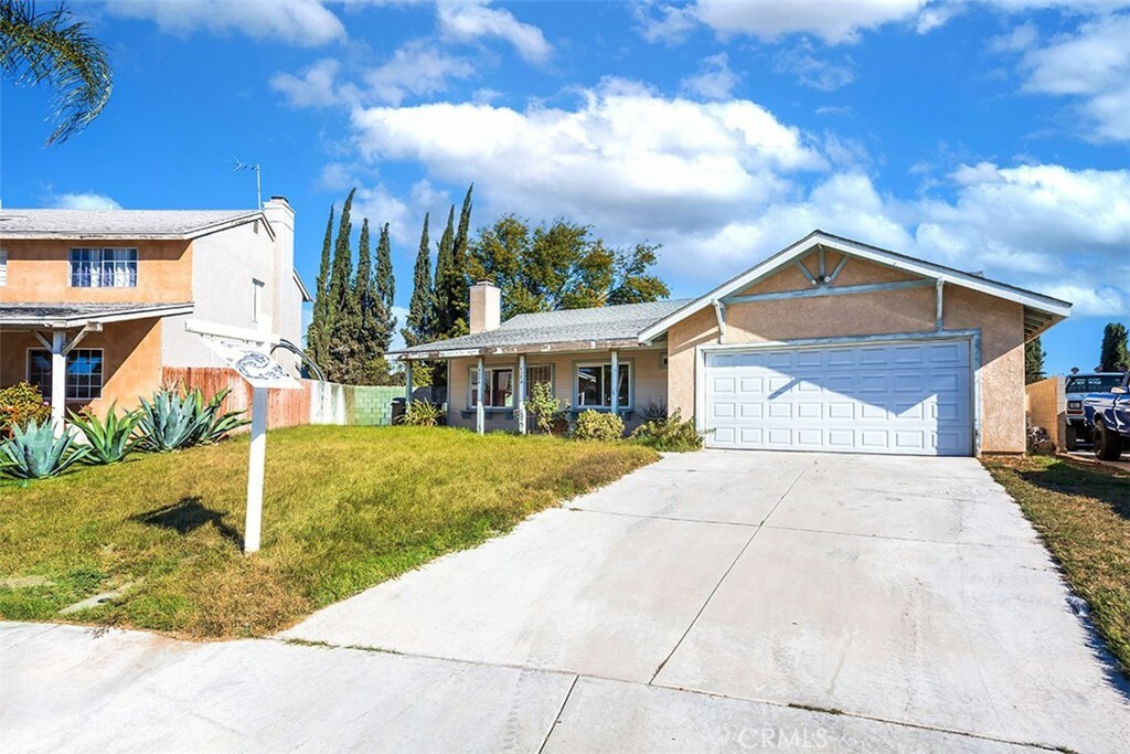 Property Photo:  4334 Riverbend Lane  CA 92509 