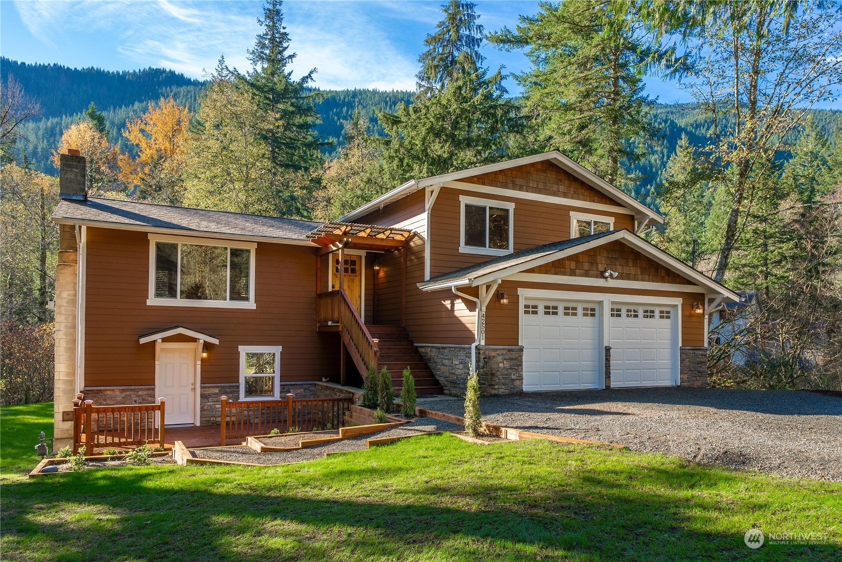 Property Photo:  42501 SE 170th Court  WA 98045 