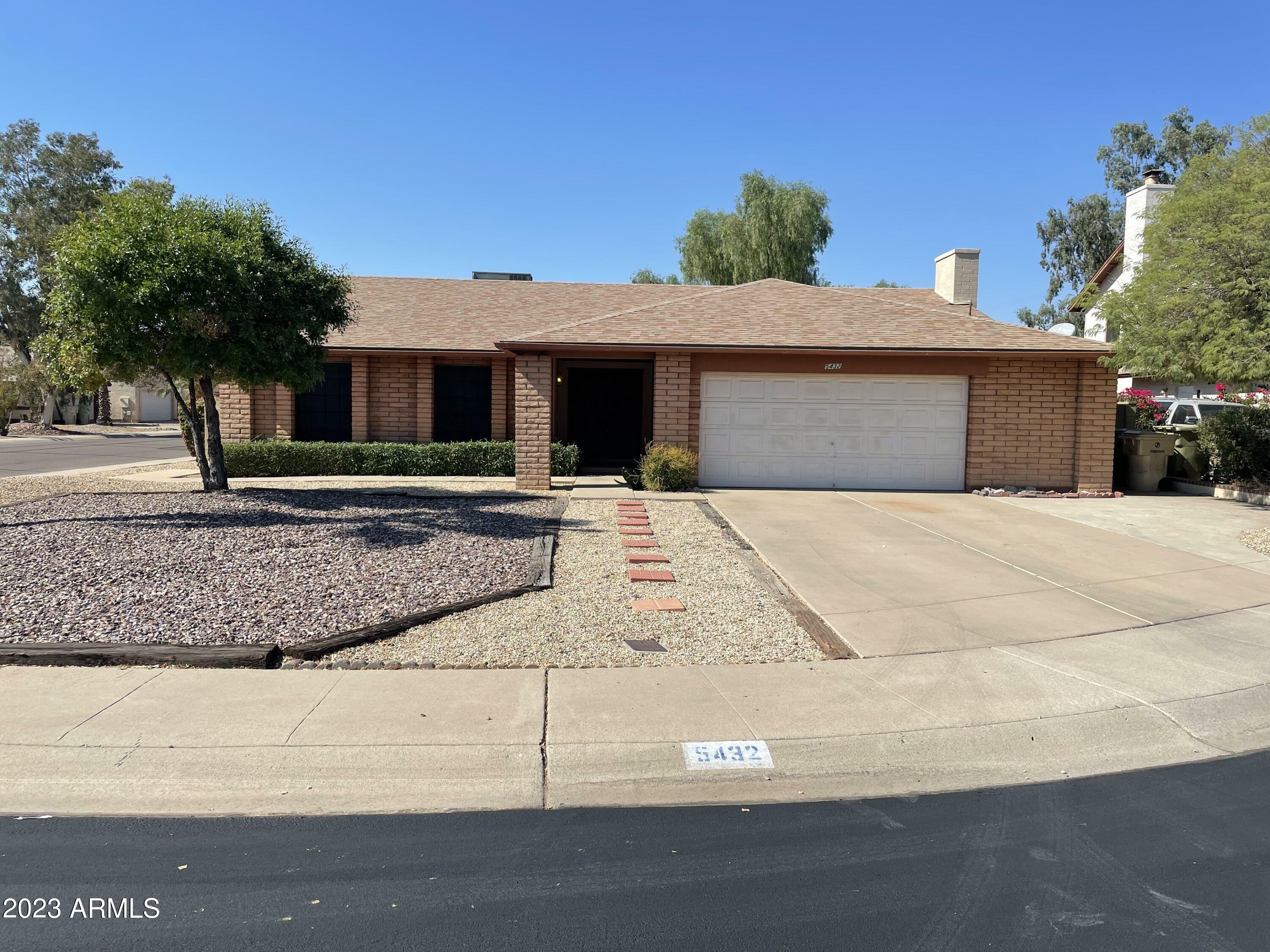 Property Photo:  5432 W Shaw Butte Drive  AZ 85304 