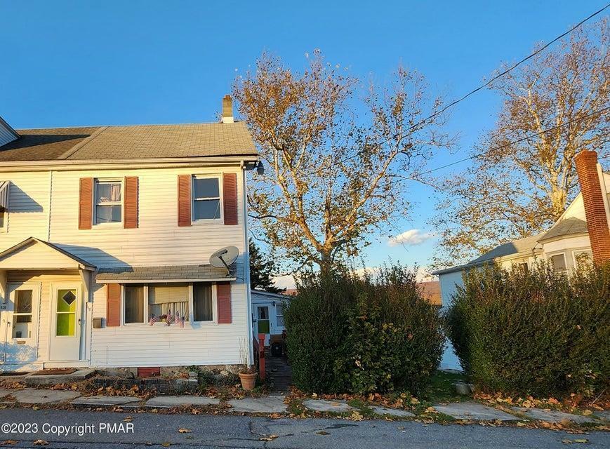 Property Photo:  118 South Avenue  PA 18229 