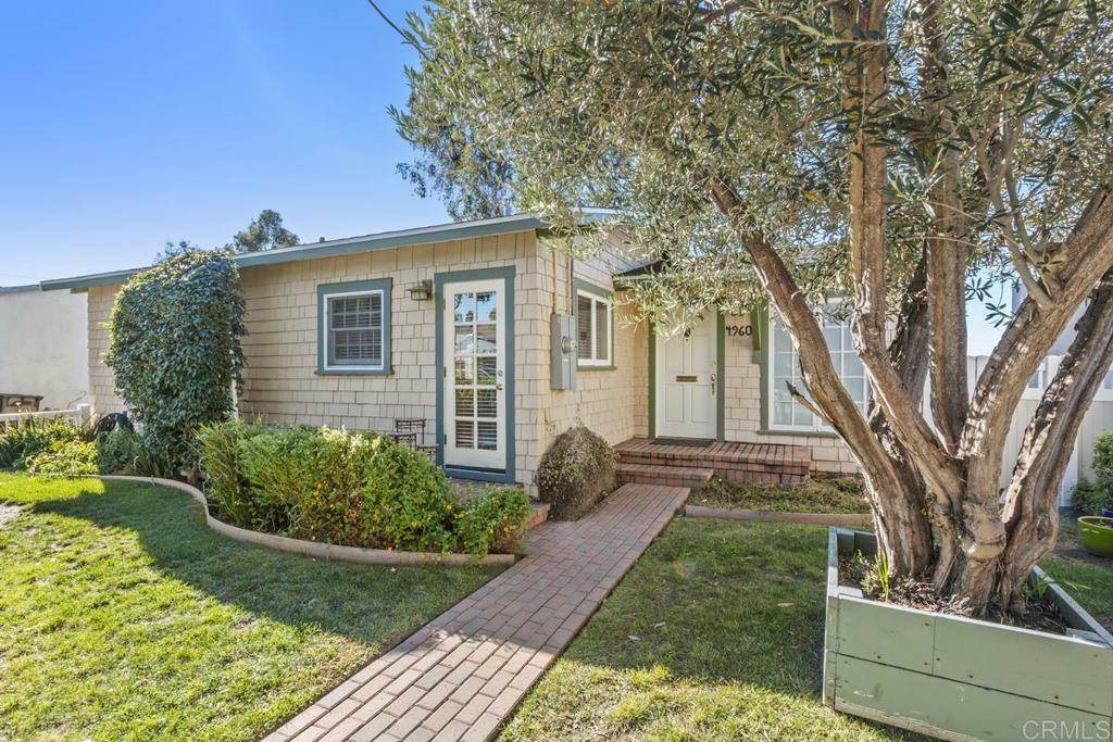 Property Photo:  4960 Vista Place  CA 92116 