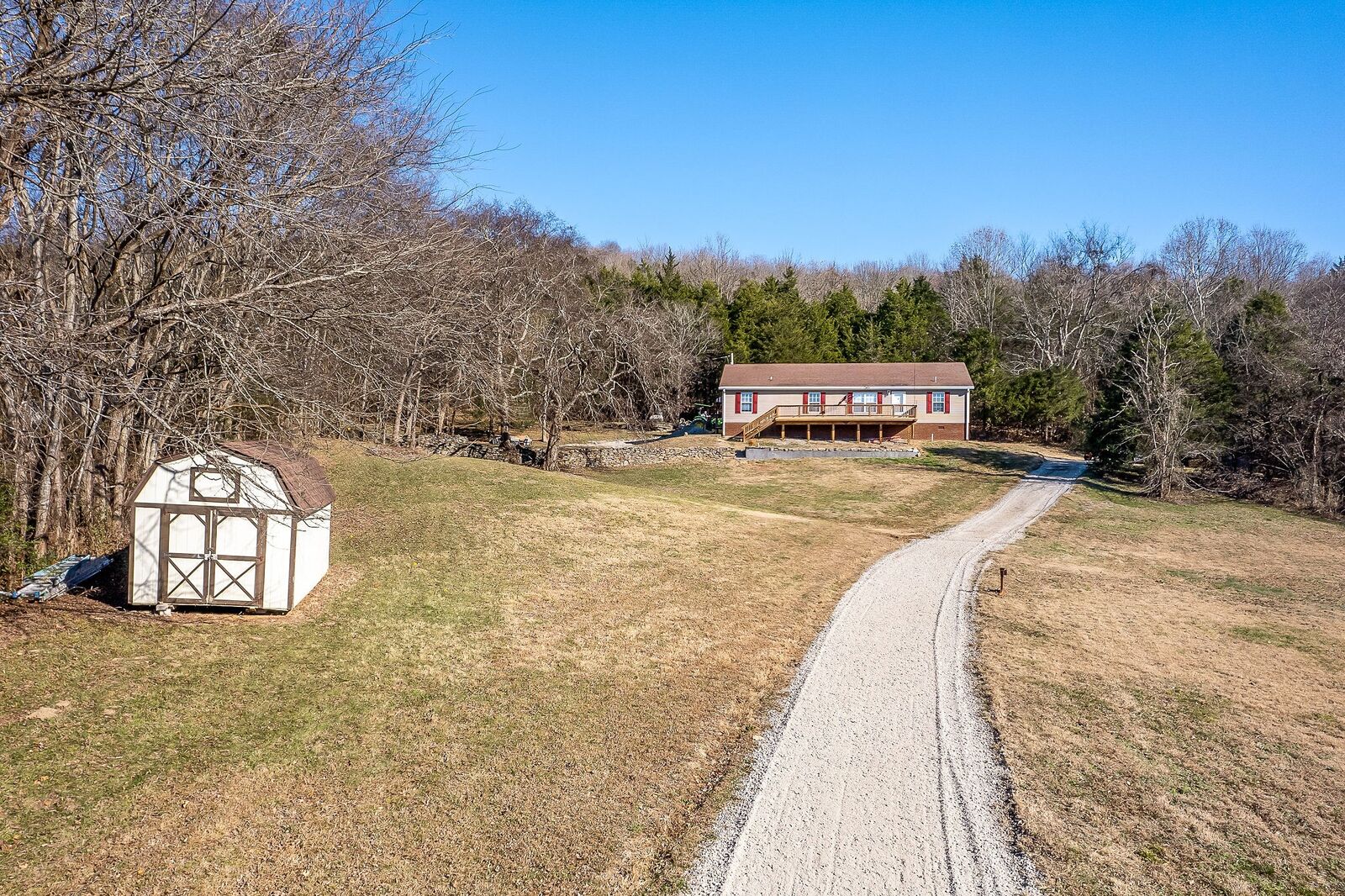 Property Photo:  27 Jenkins Hill Rd  TN 37012 