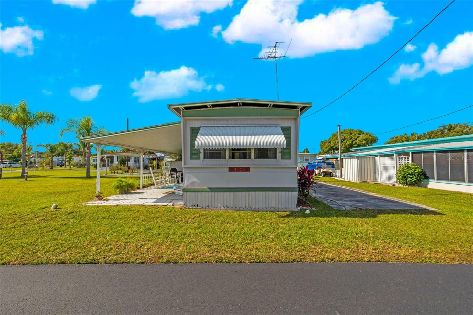 Property Photo:  6101 Harriet Street  FL 33542 