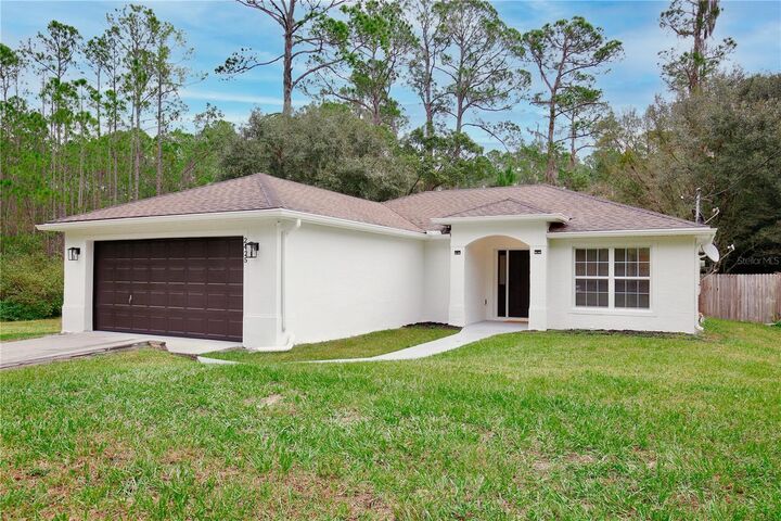 Property Photo:  2425 8th Avenue  FL 32724 