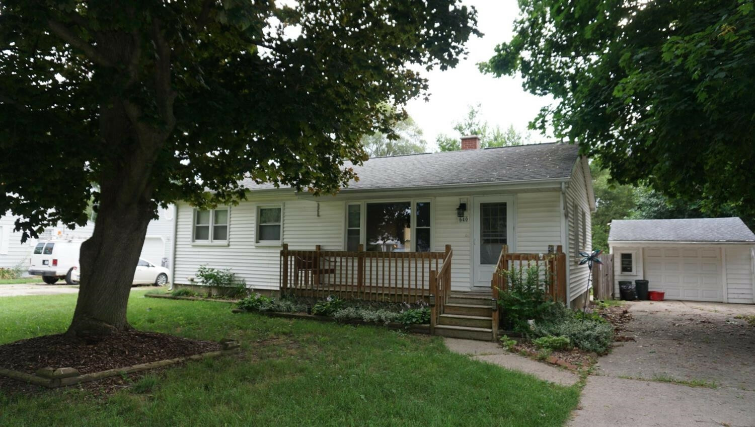 Property Photo:  640 N Mohawk Avenue  MI 48198 