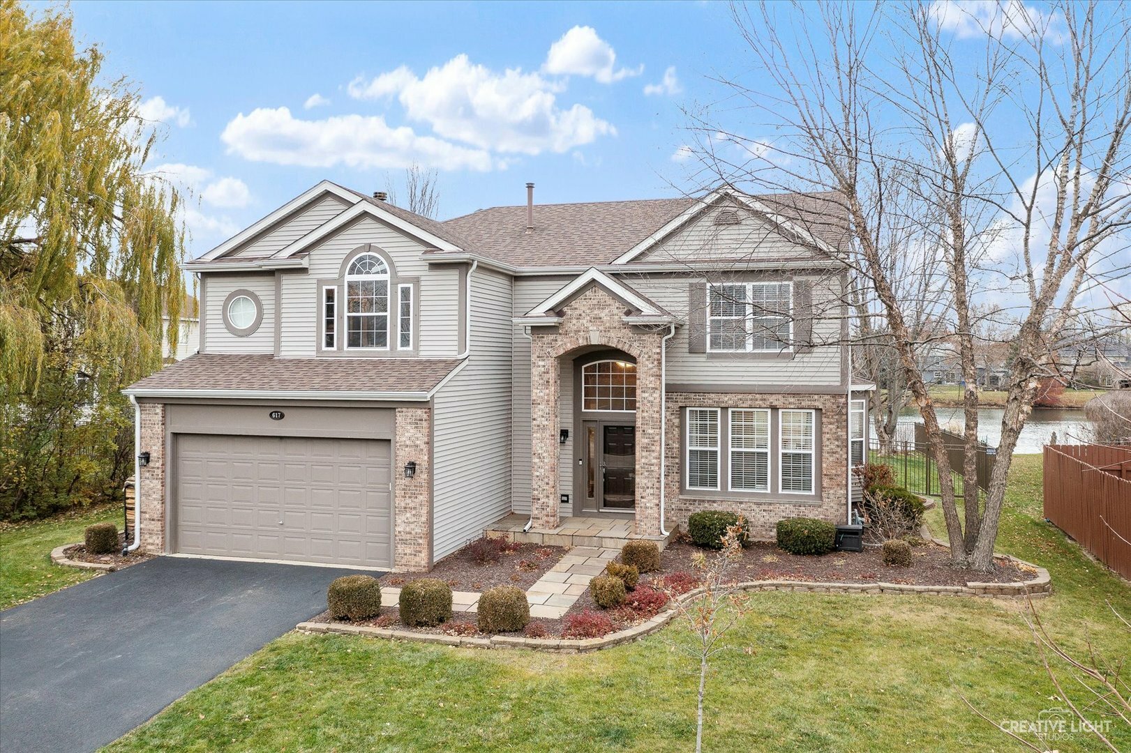 Property Photo: 617 Carnation Drive IL 60543