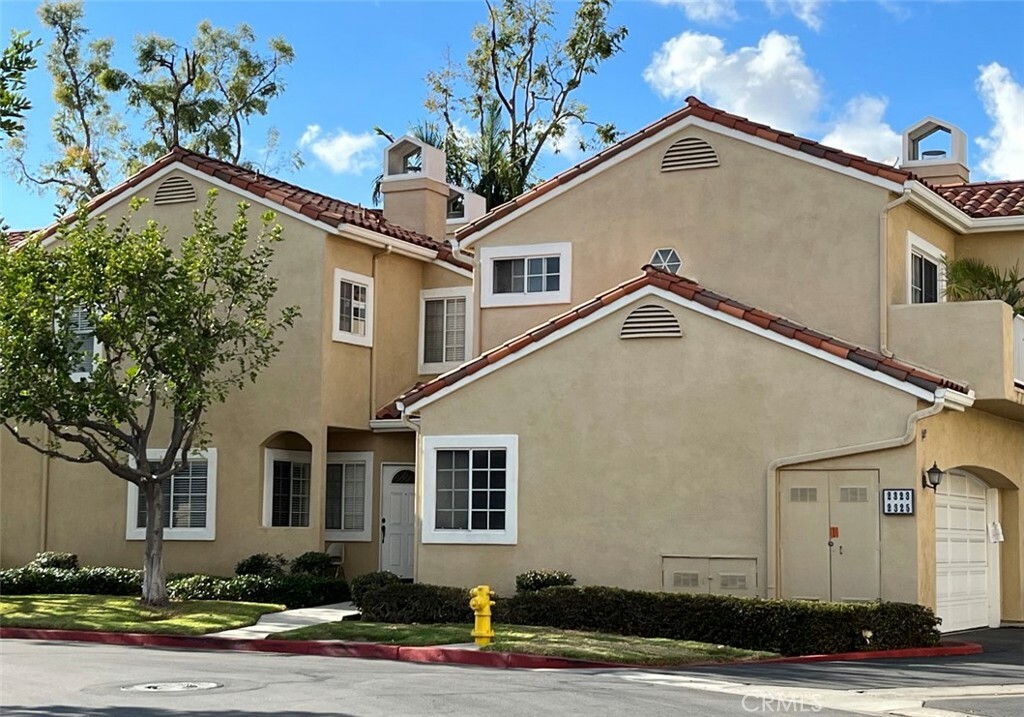 Property Photo: 2321 Paseo Circulo CA 92782