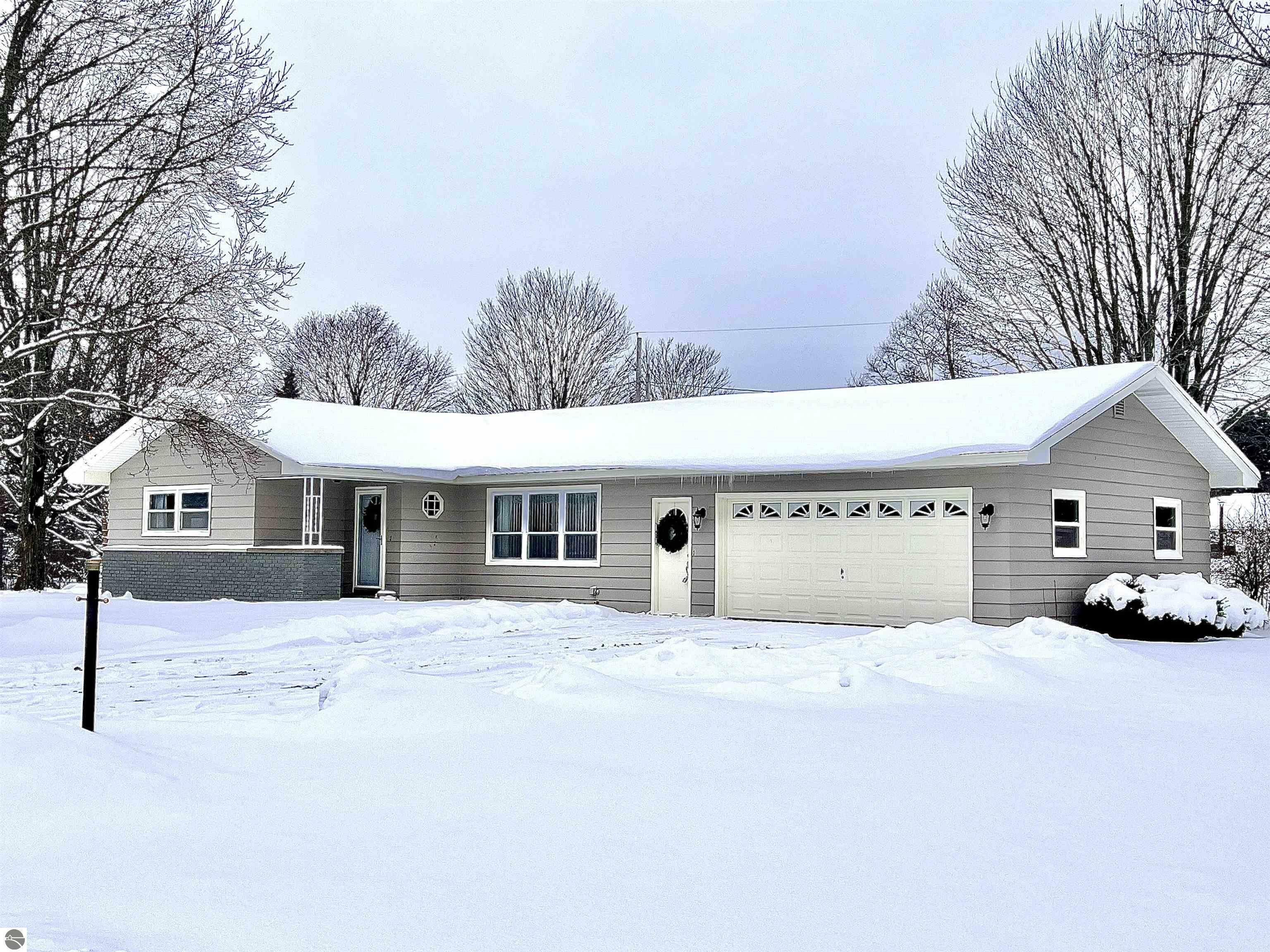 Property Photo:  409 Parkside  MI 49659 