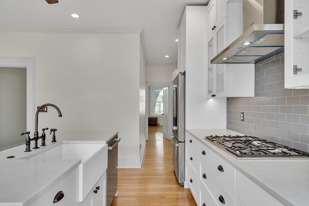 Property Photo: 92 Thorndike 92 MA 02141