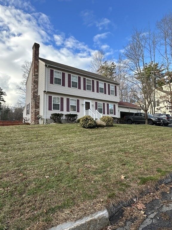 Property Photo: 4 Tanagers Lndg MA 01453