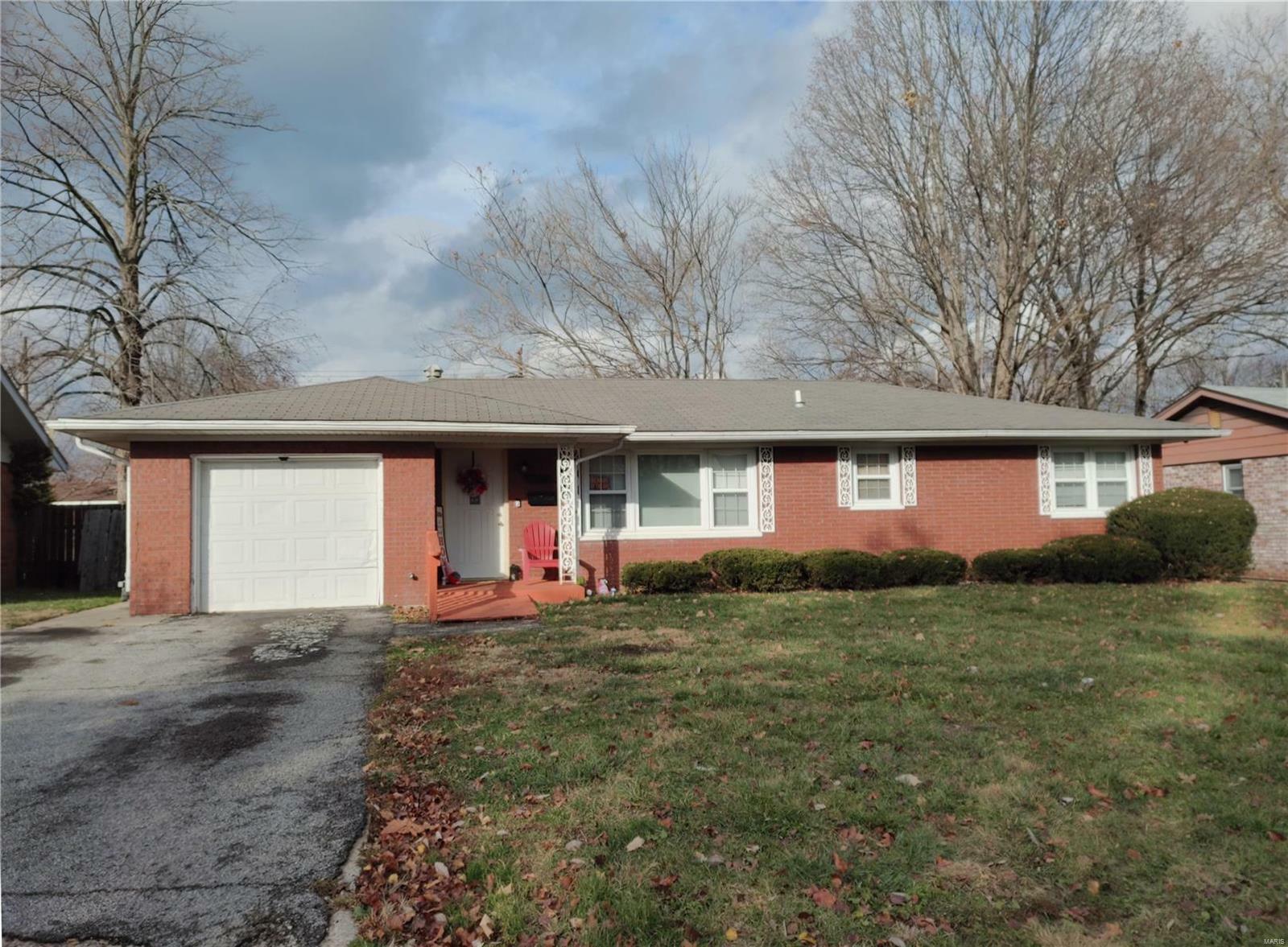 4115 S Park Drive  Belleville IL 62226 photo