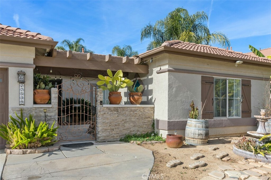 Property Photo:  27539 Concord Lane  CA 92585 