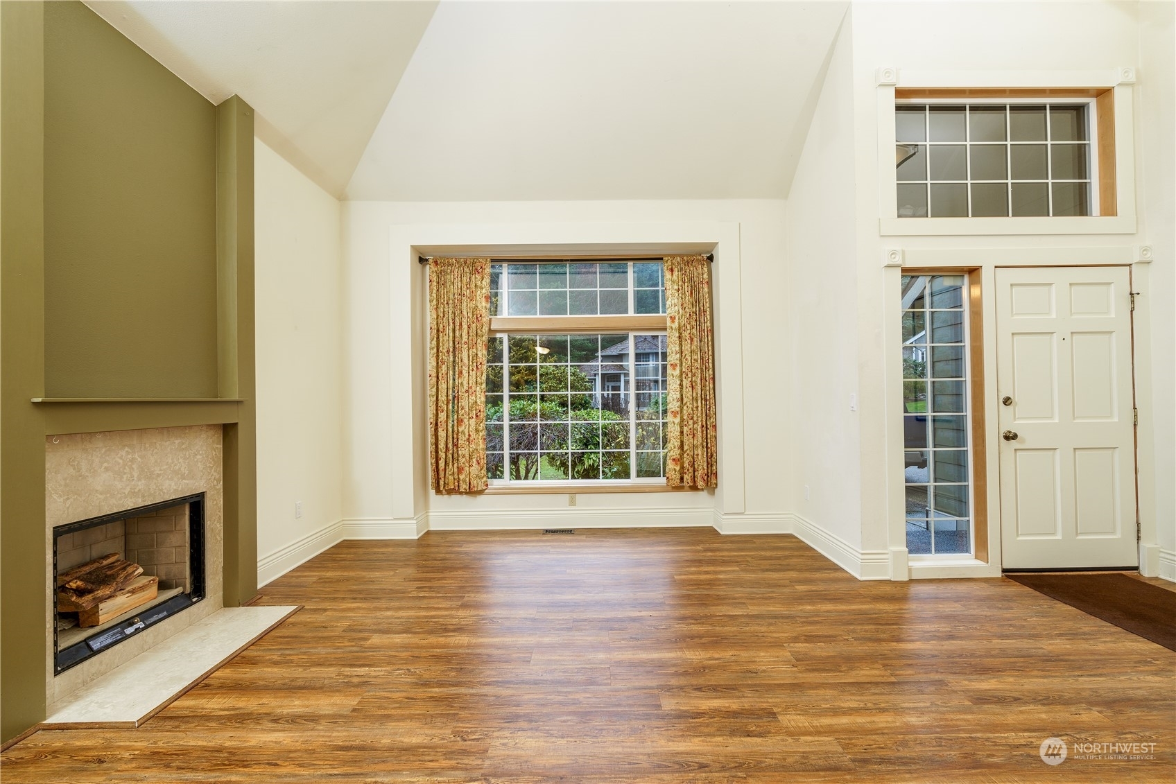 Property Photo: 1216 32nd Street Ct NW WA 98335