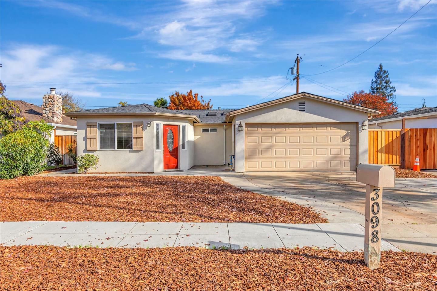 Property Photo: 3098 Arroba Way CA 95118