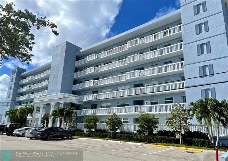 2829 NE 33rd Ct 405  Fort Lauderdale FL 33306 photo