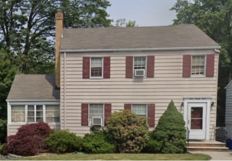 Property Photo:  123 Fairview Ave  NJ 07052 