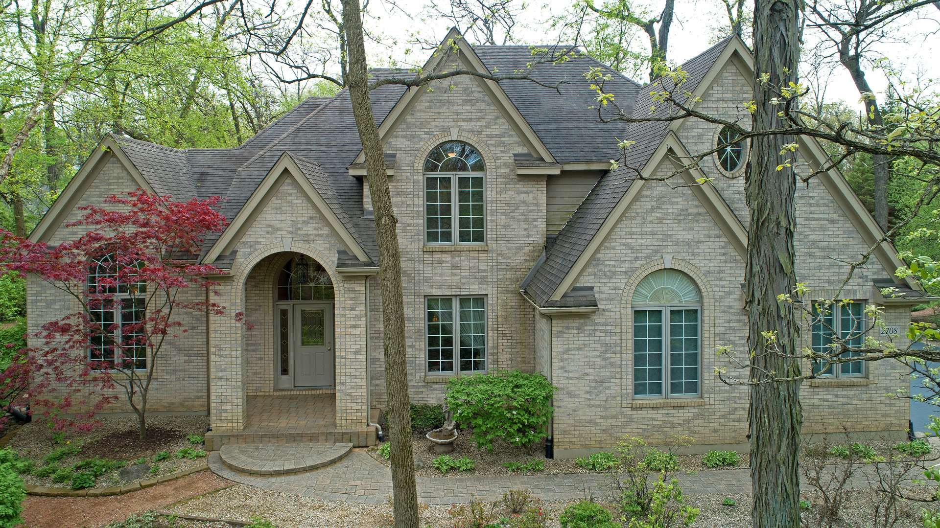 Property Photo:  2708 Whiting Court  IL 60050 