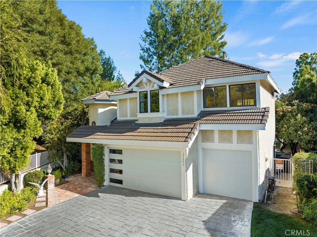 Property Photo:  25546 Hardy Place  CA 91381 