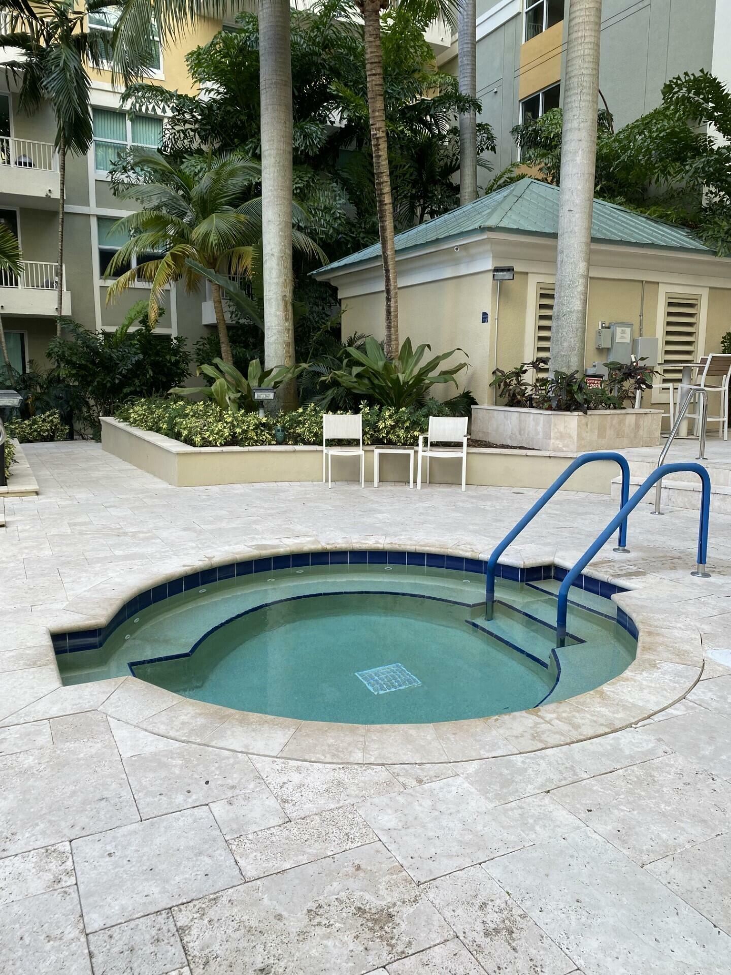 Property Photo:  700 E Boynton Beach Boulevard 312  FL 33435 