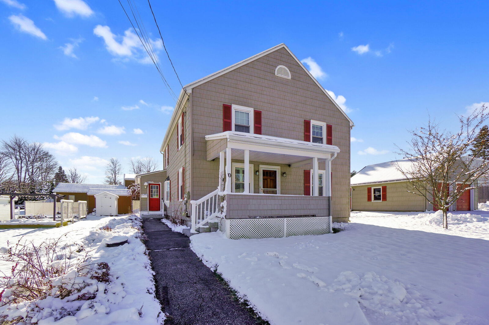 Property Photo:  10 Beckett Street  ME 04210 