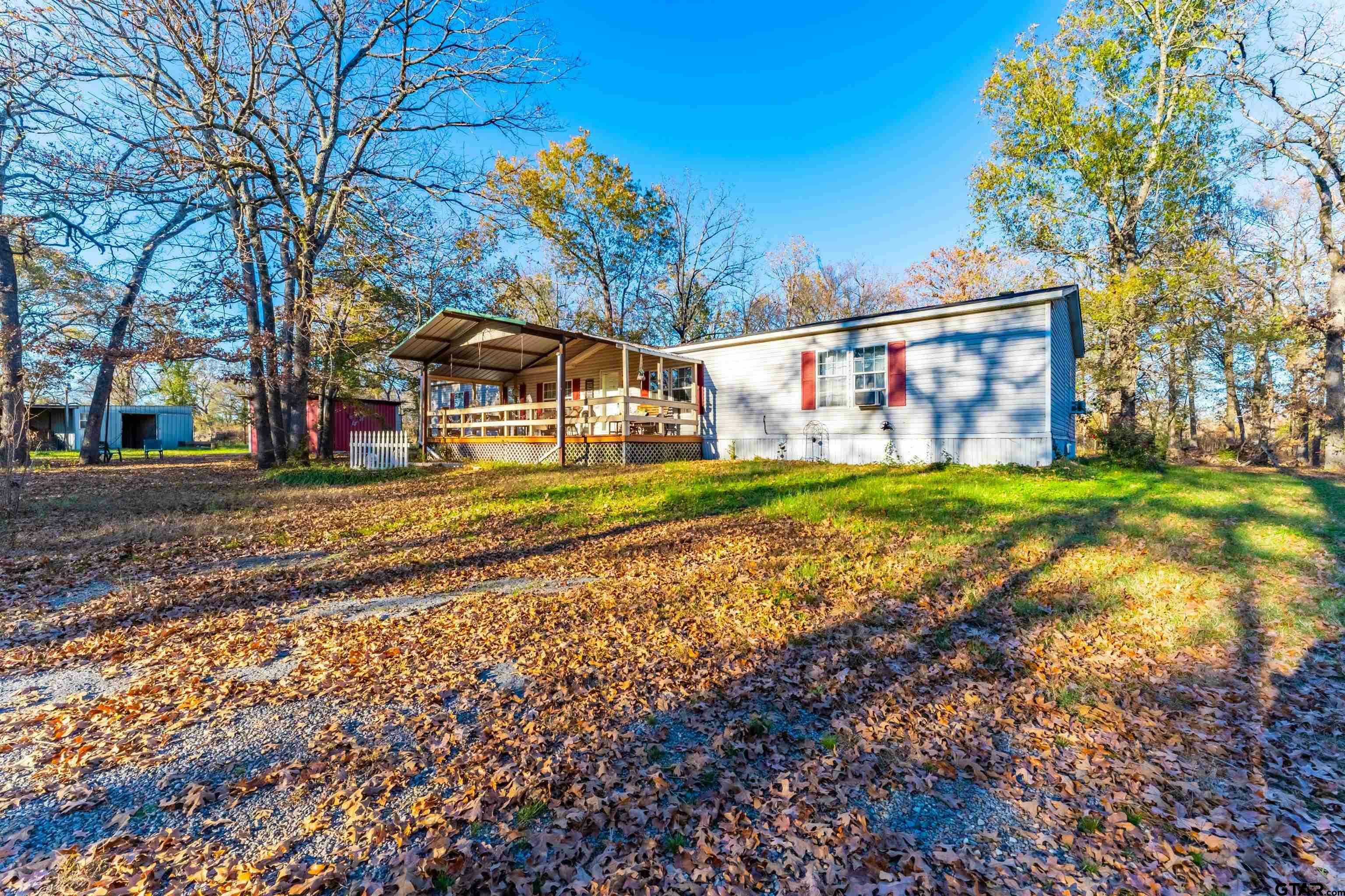 Property Photo:  1959 County Road 3524  TX 75437 