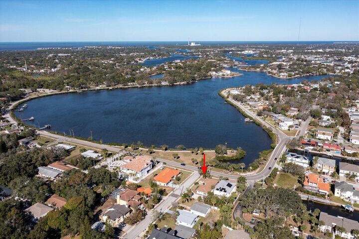 Property Photo:  603 Virginia Avenue  FL 34689 