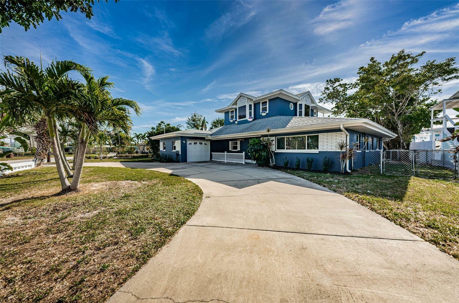 Property Photo:  351 Bahia Vista Drive  FL 33785 