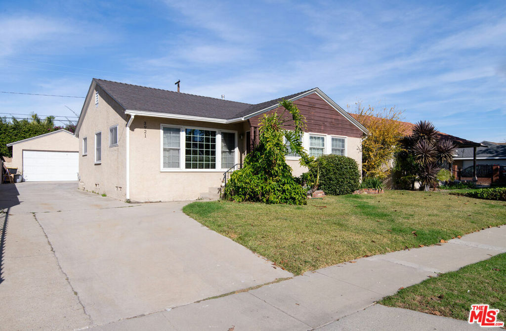 Property Photo:  3921 W 148th Street  CA 90250 