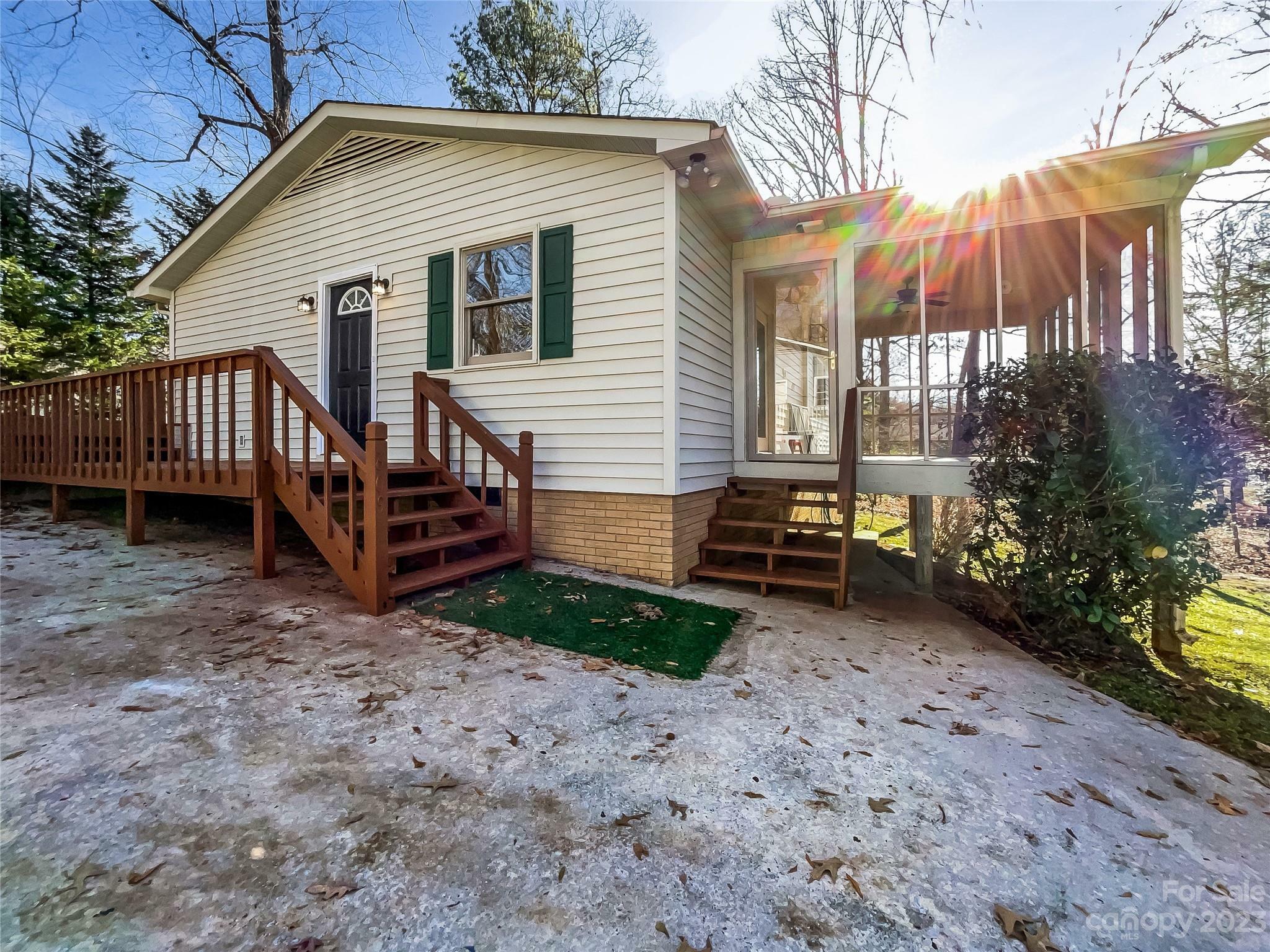 Property Photo:  609 Davis Street  SC 29720 