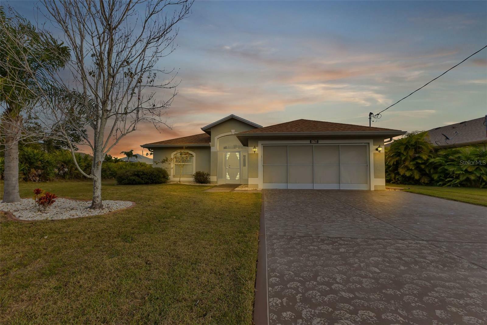Property Photo: 176 Jennifer Drive FL 33947