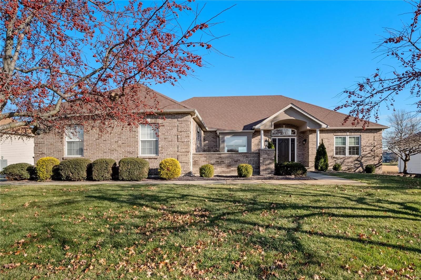 Property Photo: 7370 Wolfrun Trail IL 62208