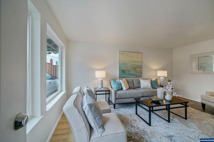 Home for sale in Lincoln City 2211 NW Oar Pl, Lincoln City, OR 97367