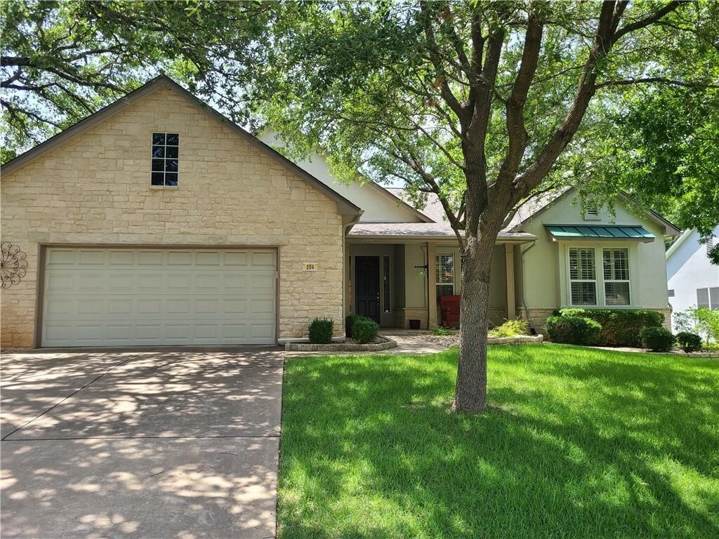 Property Photo:  204 Whippoorwill Cove  TX 78633 