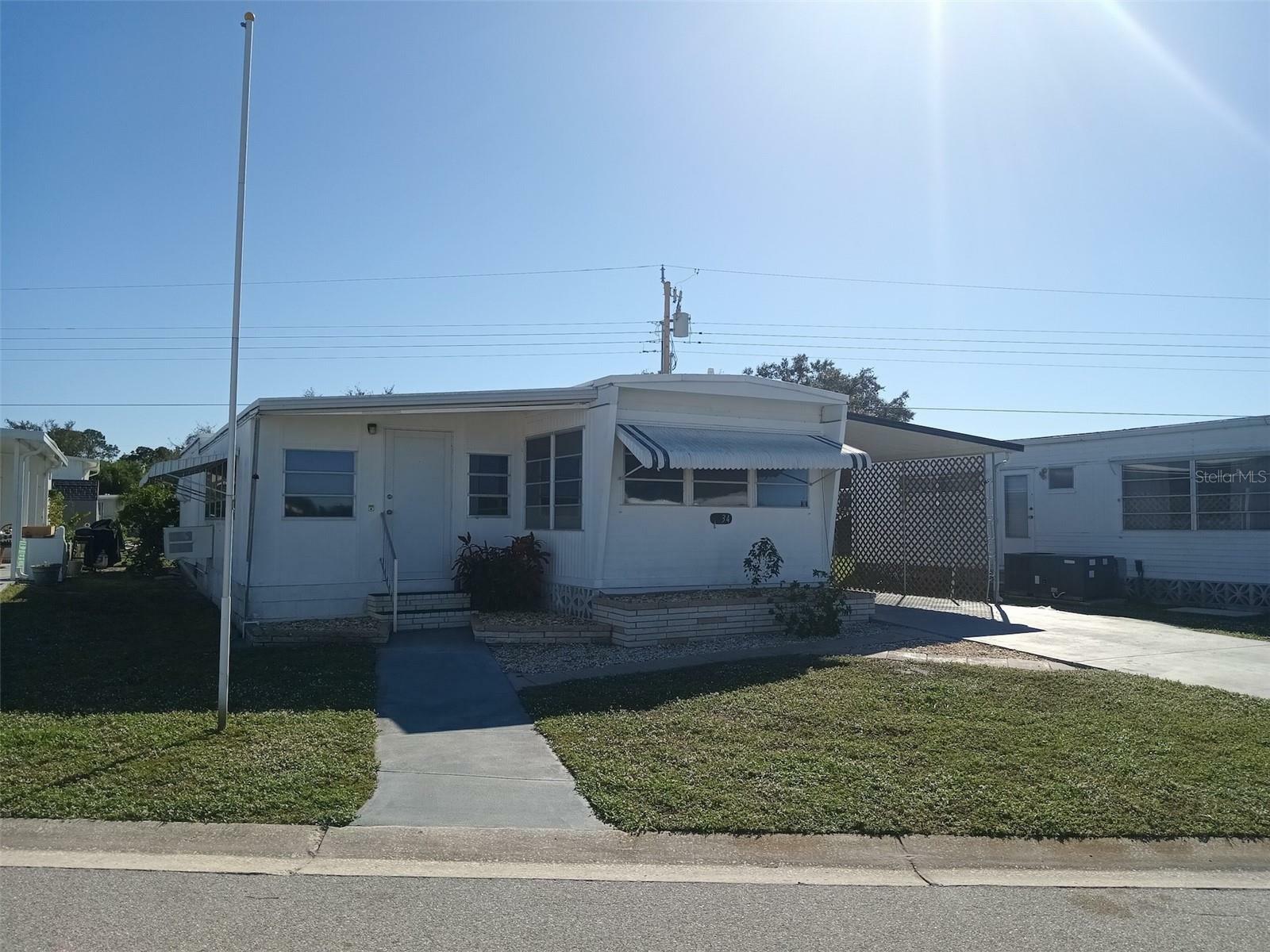 Property Photo:  1834 Palm Springs Street  FL 34234 