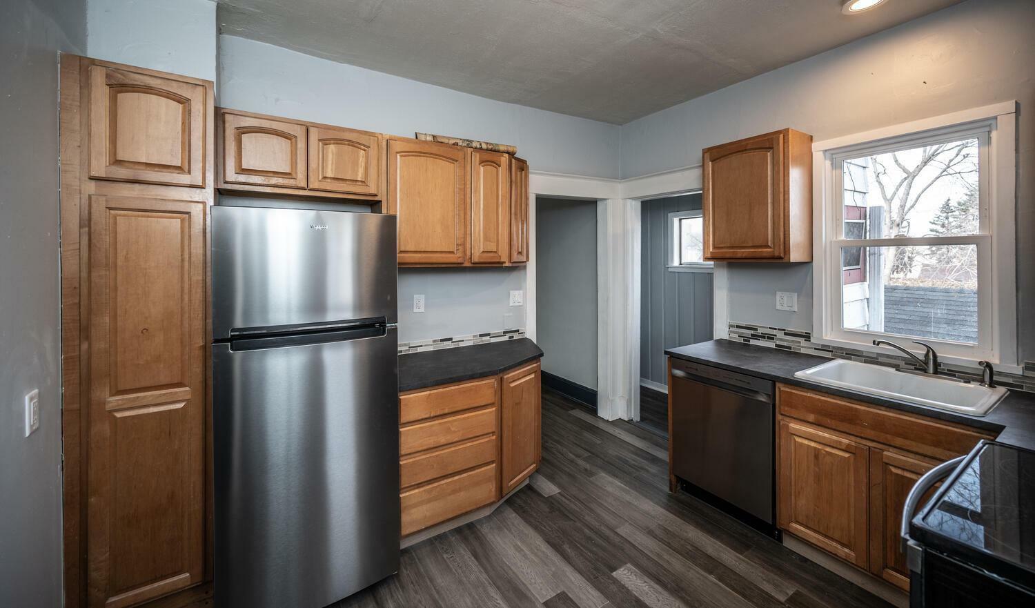 Property Photo: 1627 Shields Avenue MN 55104