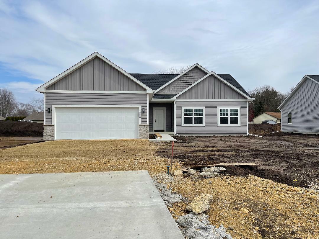 Property Photo:  2721 Kadlec Drive  WI 53511 