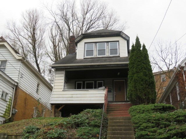 Property Photo:  2920 Glendale Ave  PA 15227 