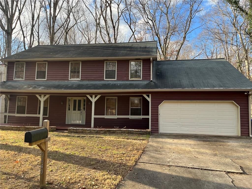 Property Photo: 9640 Hillside Drive GA 30076