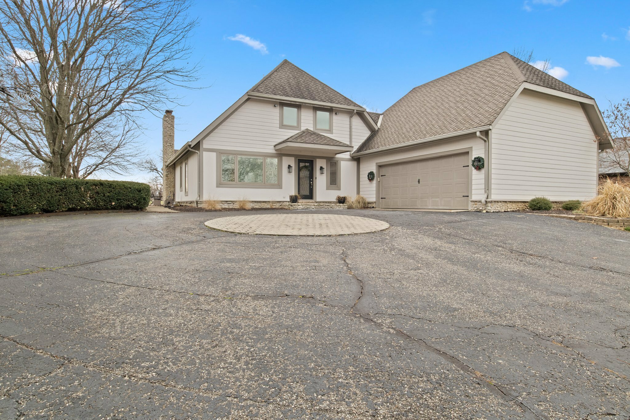 Property Photo:  3085 Golfview Drive  IN 46143 