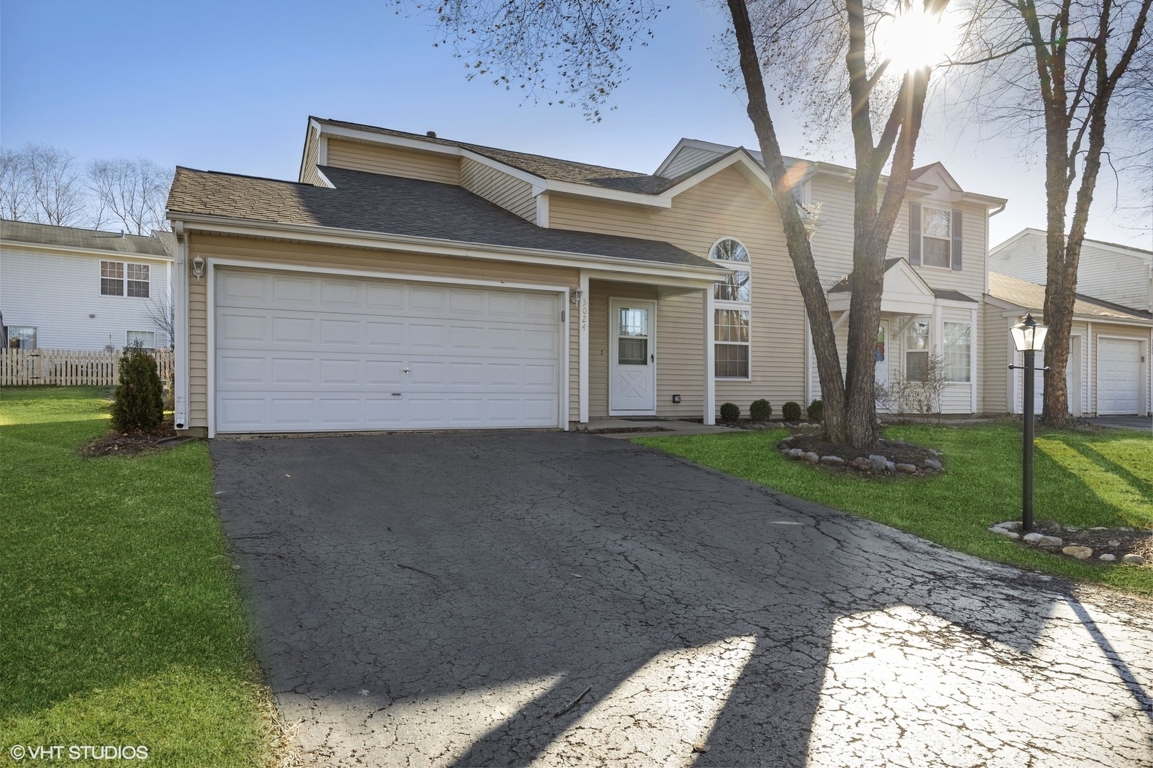 Property Photo:  3024 Max Court  IL 60042 