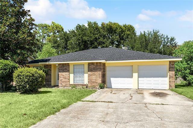 Property Photo:  304 Brookhaven Court  LA 70461 