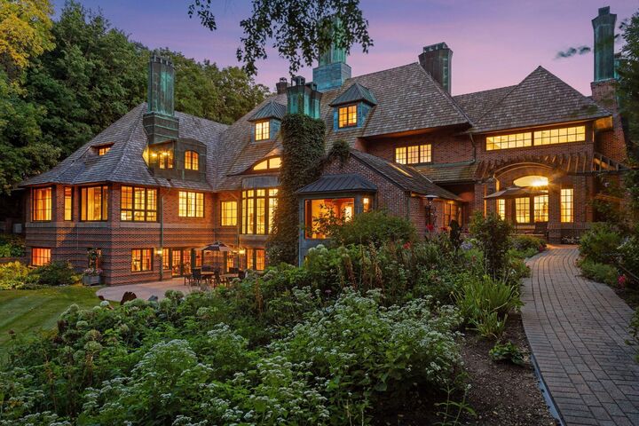 Property Photo: 17950 Breezy Point Road MN 55391